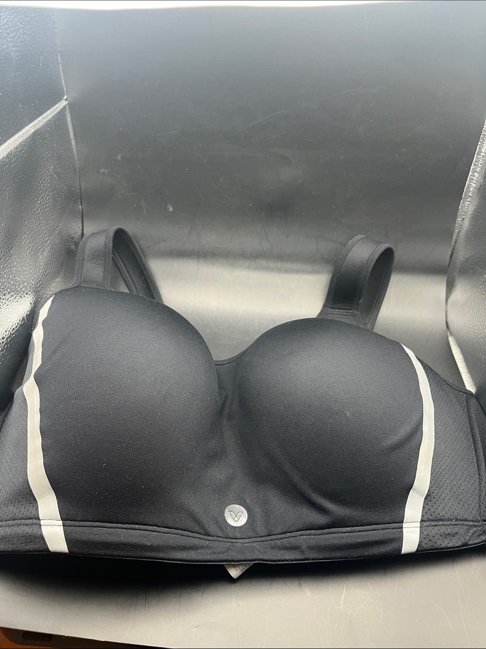 44D Livi Active Black Sports Bra with Light Gray Reflective Stripes